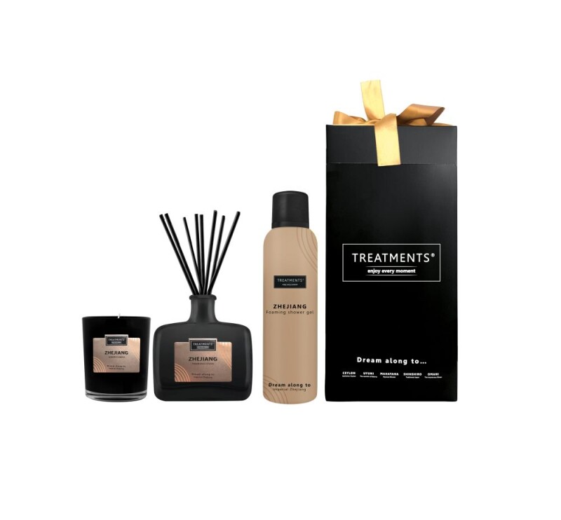 Dárková sada TREATMENTS® obsahující svíčku, difuzér 200 ml a sprchovou pěnu 200 ml - Giftbox Home & Body (DeLuxe) - Zhejiang