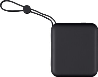 NARIA Powerbanka z recyklovaného ABS s kapacitou 20 000 mAh, černá